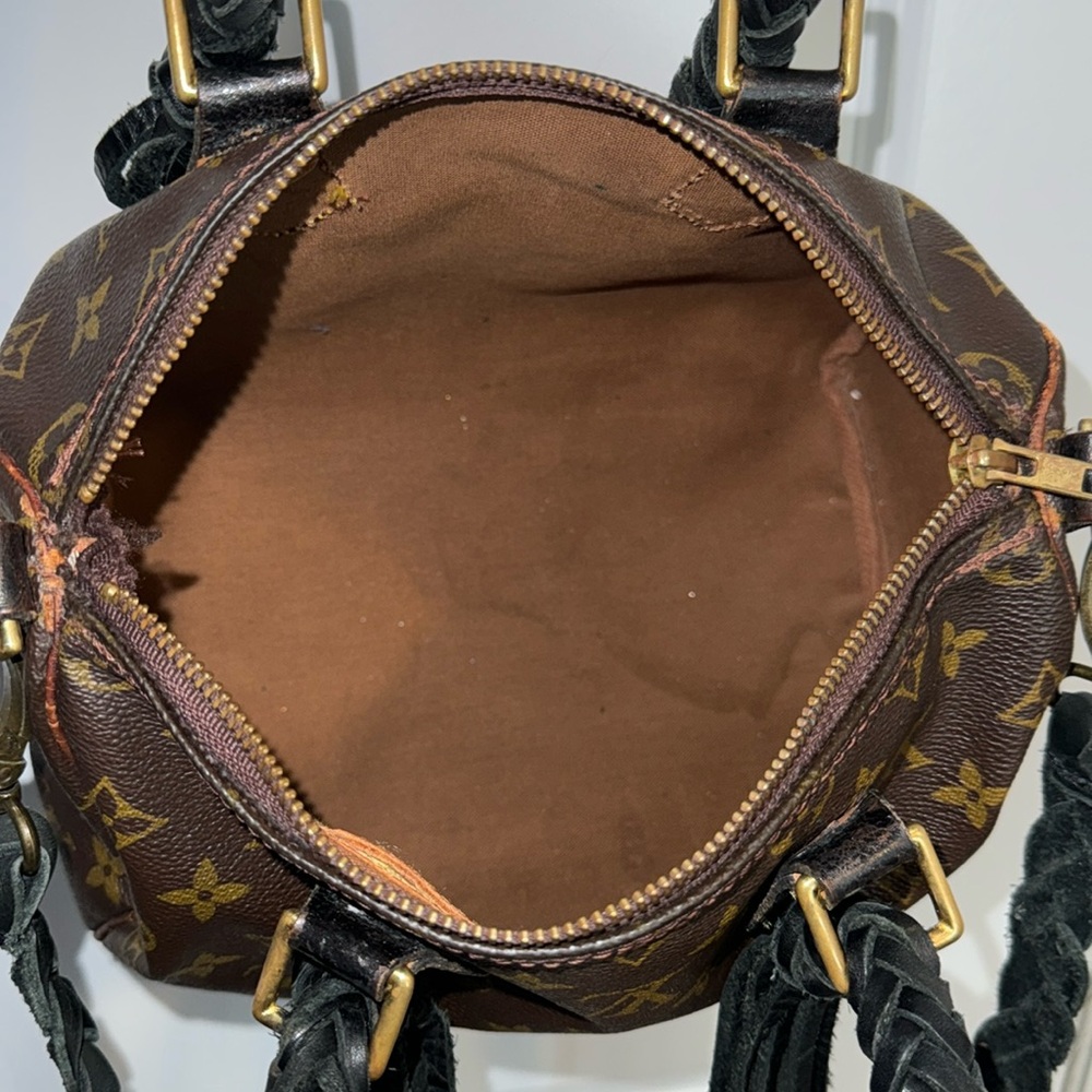 VBB LV upcycled Speedy Icon 25 Louis Vuitton black fringe